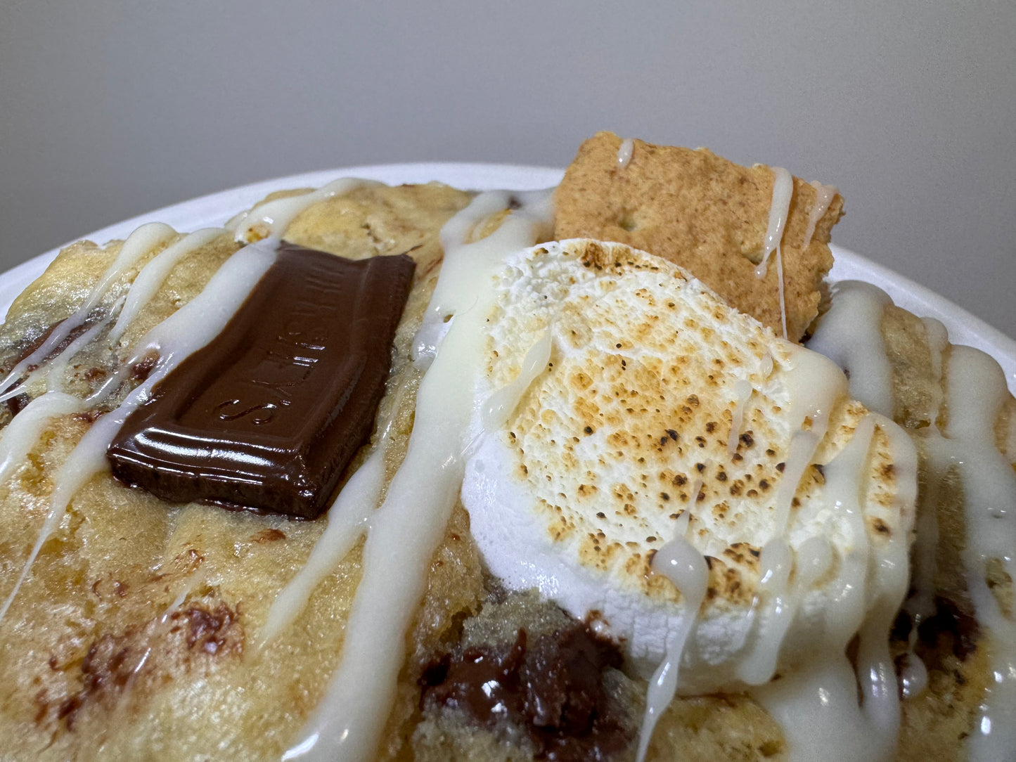 Wickedly Good Smores Stuffed Cookie (6 pack)